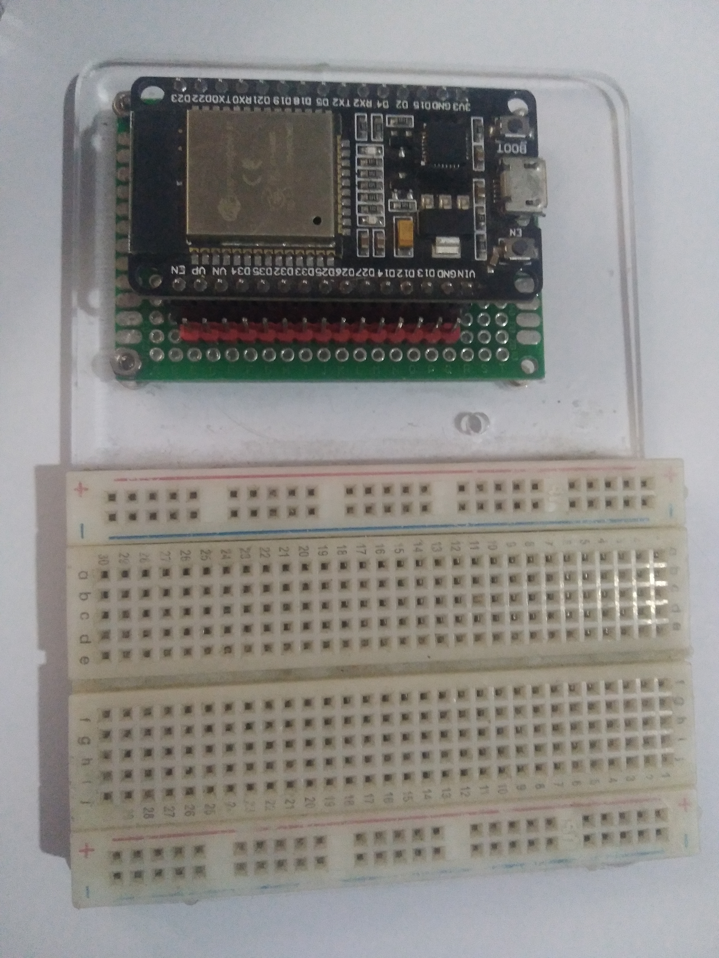 Figure 2 — A typical ESP32 development board with the dual-core SoC, USB-UART bridge, and PCB antenna. Pin-compatible footprints are widely available; the WROOM-32E module is the workhorse.